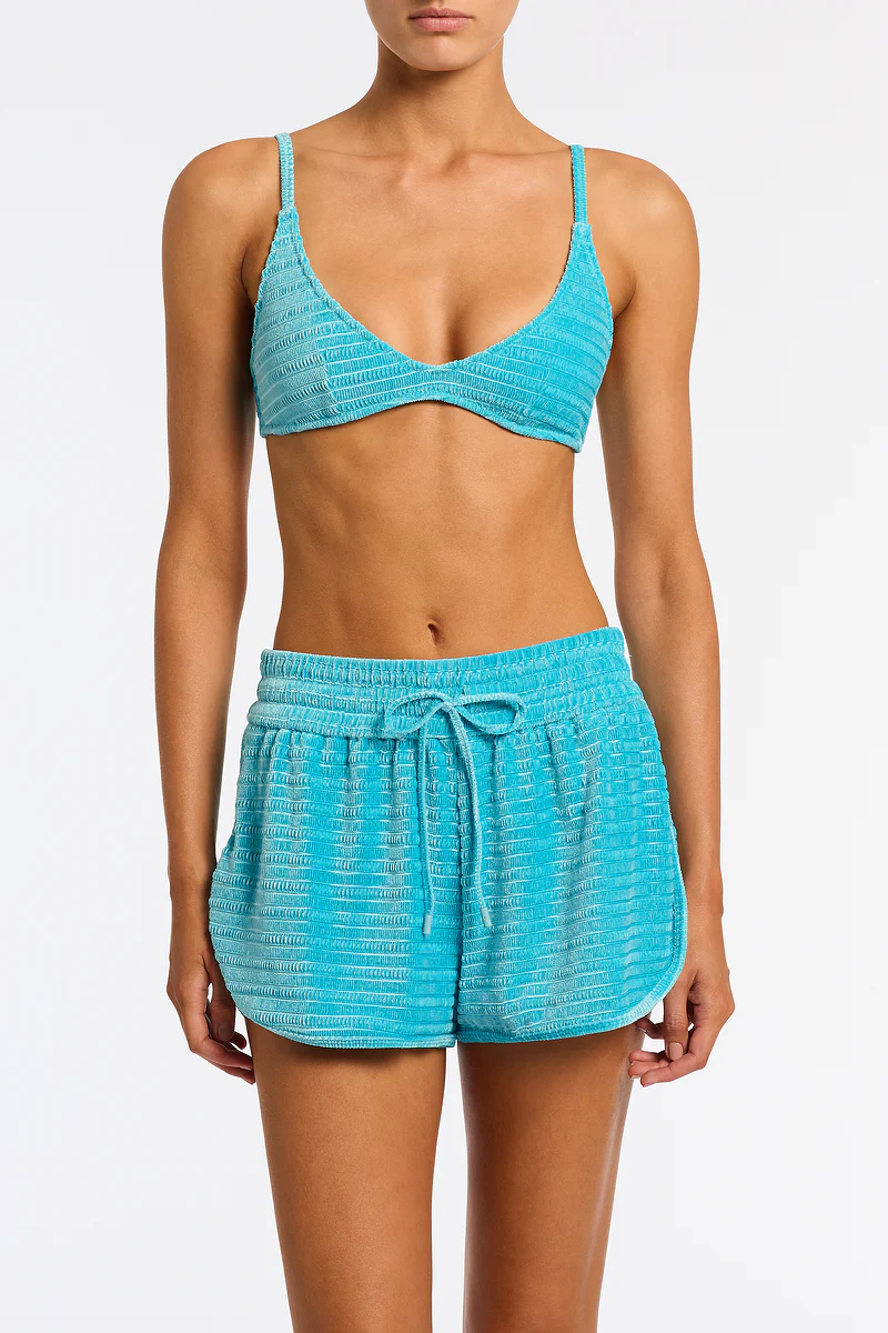 2487-cara-cote-blue-velvet-short-4.webp CARA - COTE Blue Velvet Short